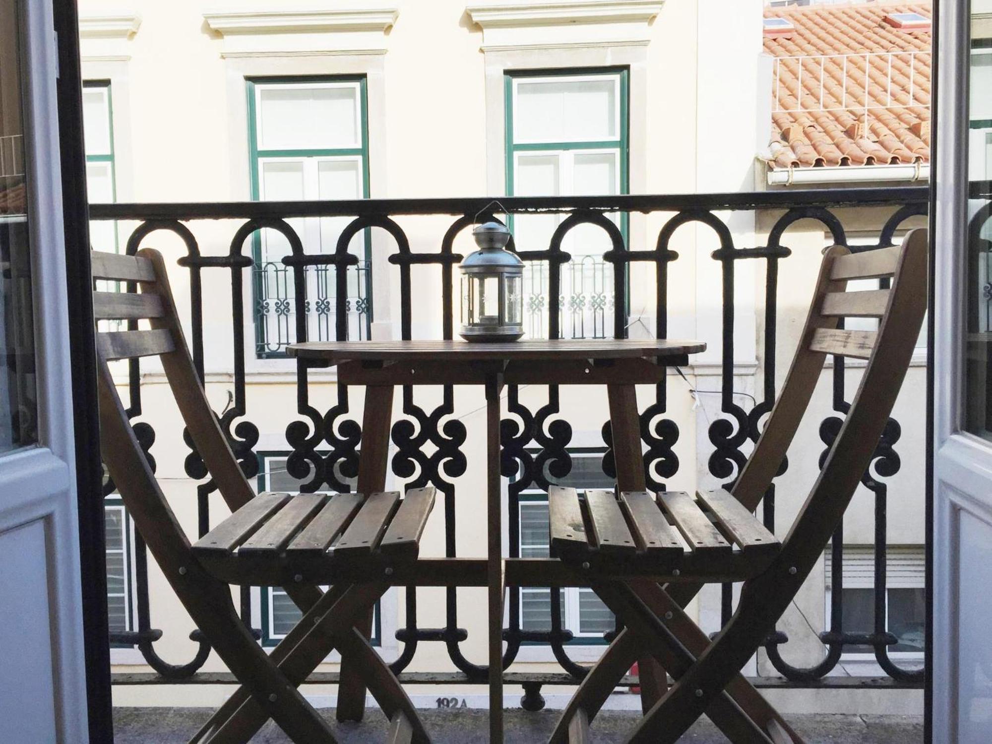 Sm2 Romantic Home By The Gardens Pr Real & Bairro Alto Lisbon Luaran gambar