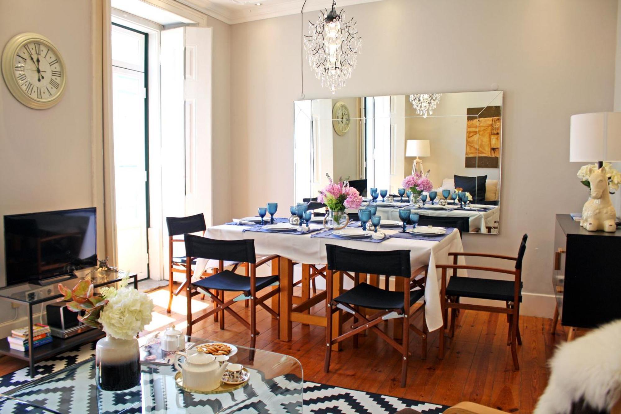 Sm2 Romantic Home By The Gardens Pr Real & Bairro Alto Lisbon Luaran gambar
