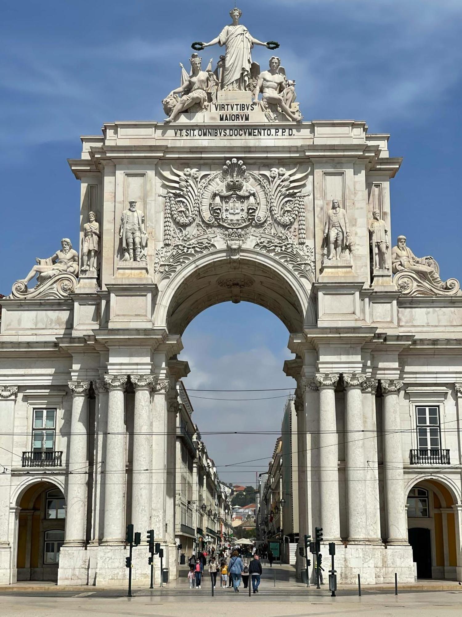 Sm2 Romantic Home By The Gardens Pr Real & Bairro Alto Lisbon Luaran gambar